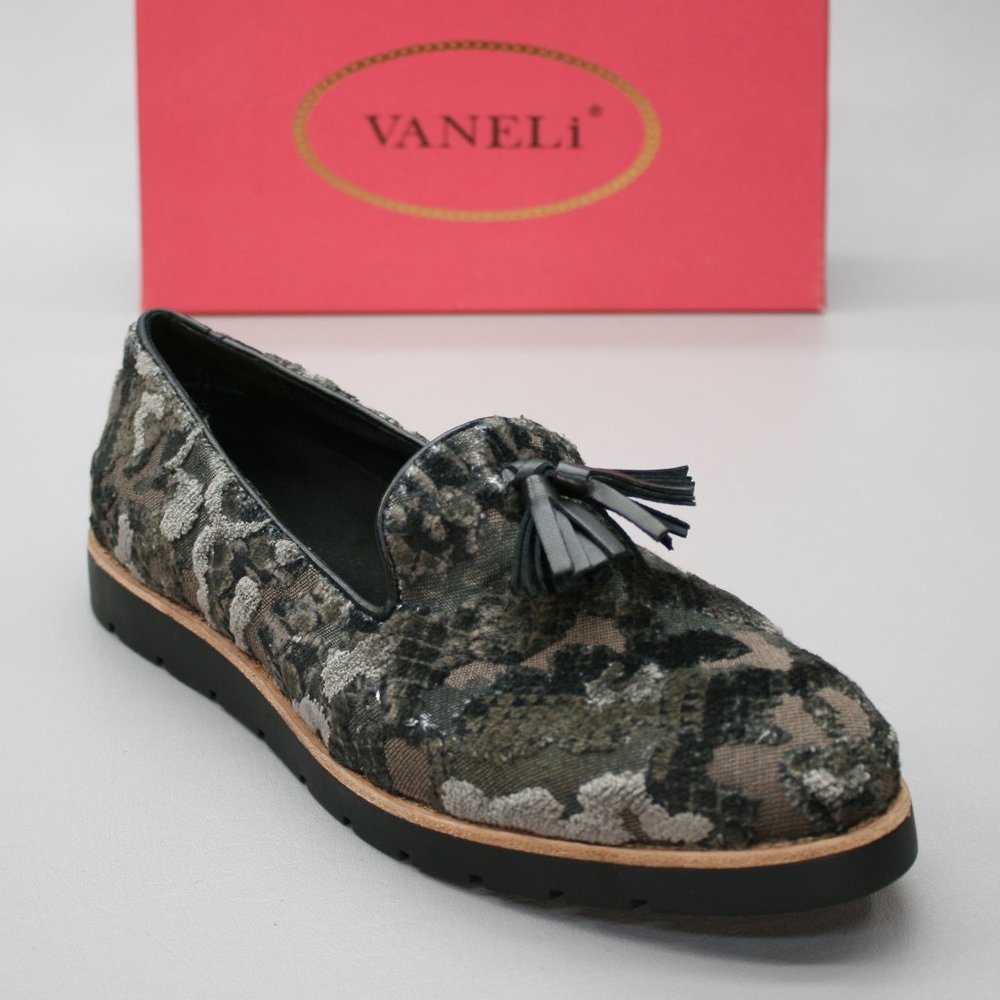 Vaneli Ladies 11.5 M Joona Military Paige Velvet Camo Slip-on Tassel Loafers